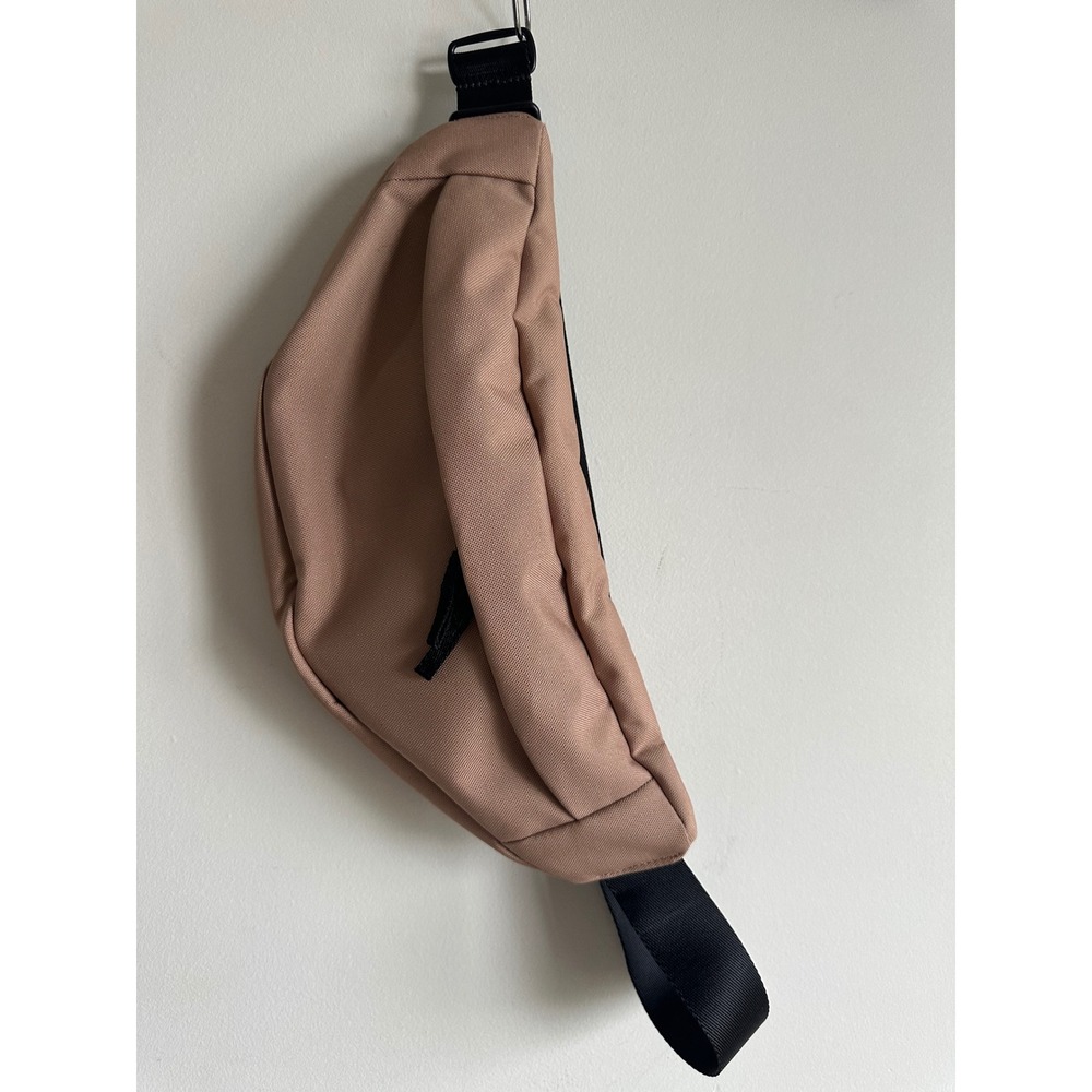 Everlane ReNew Transit Bag Tan Recycled Polyester Crossbody Belt Bag Fanny Pack